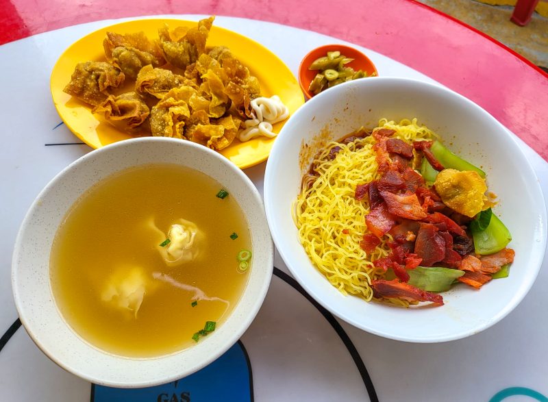 tanjong rhu - wanton mee, soup and fried wanton