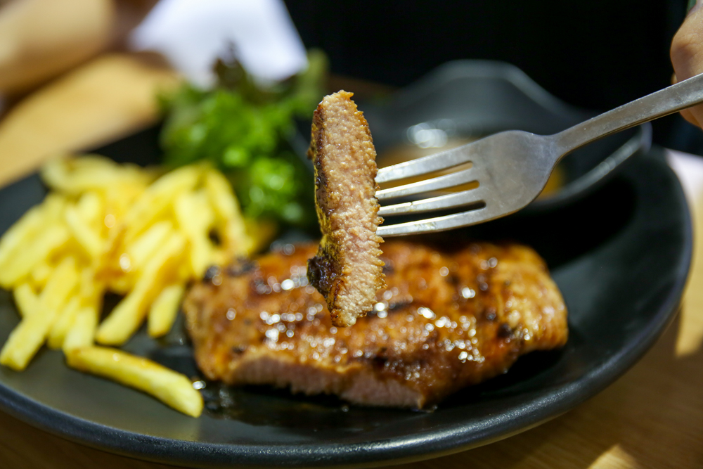 smokin joe - iberico secreto pork steak