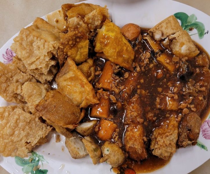 eateries in siglap - yong tau foo with gravy