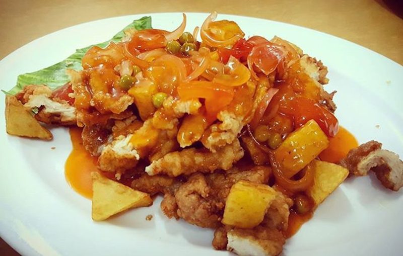 eateries in siglap - hainanese pork chop