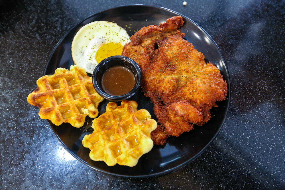spuds shack 08 - chicken and waffles