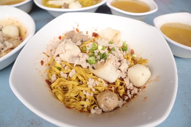 yong xin - famous noodle
