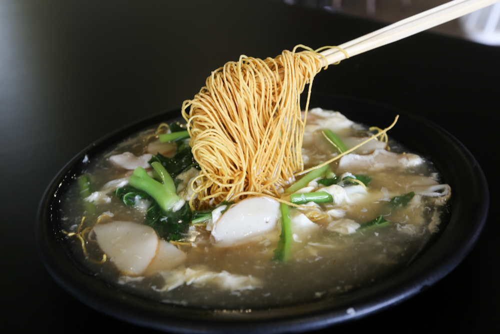 Flying Dragon Noodles - egg gravy noodles