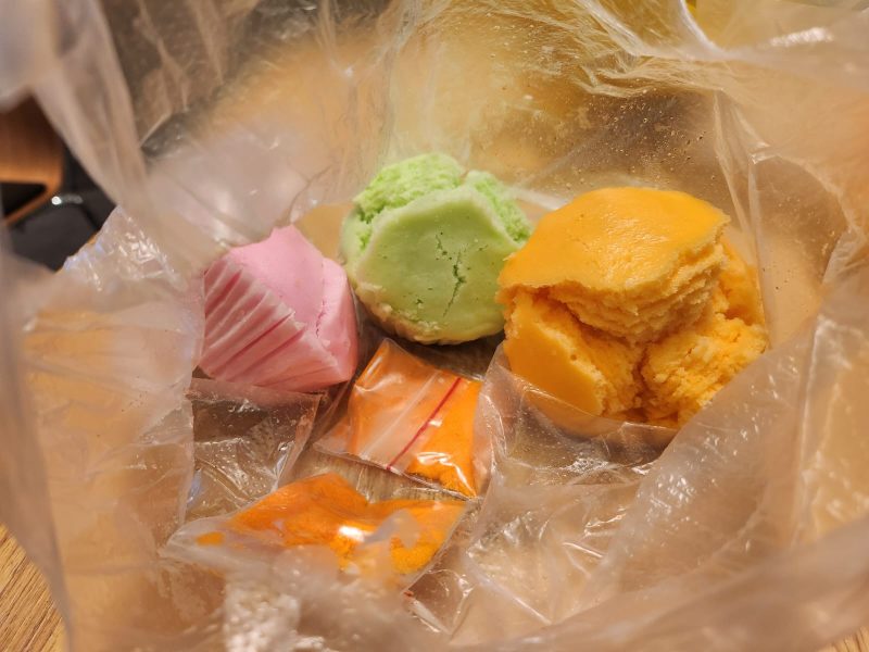 pasar malam - steamed cakes