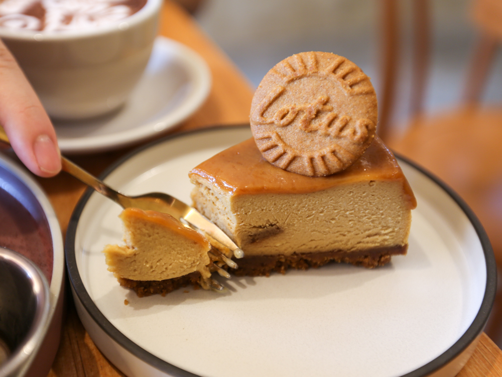 rise - speculoos cookie cheesecake