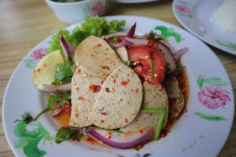 ZAAP Thai Noodles - sausage salad