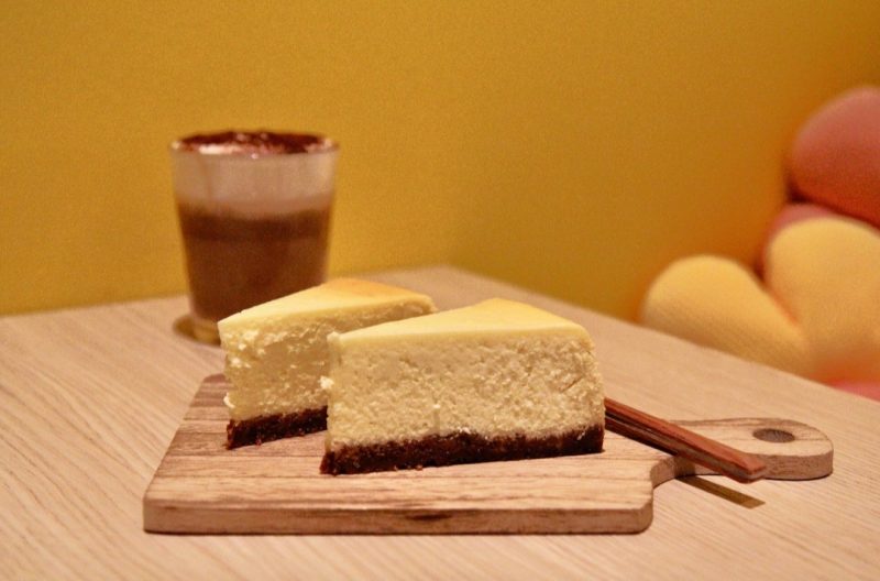 cafe BomBom - cheesecake