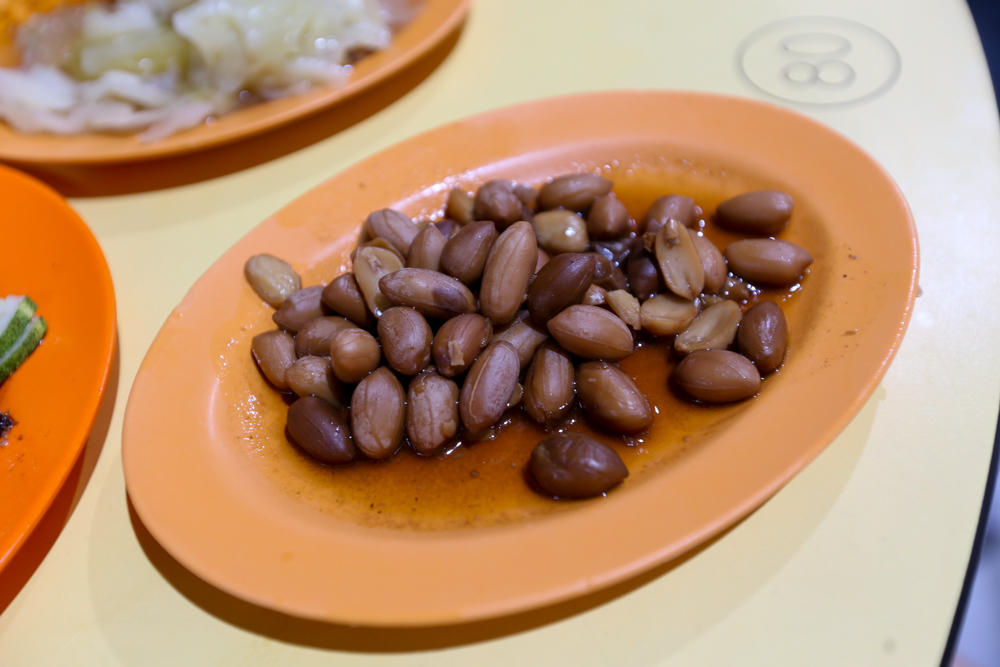 Tai Dong Teochew Duck Rice - peanuts