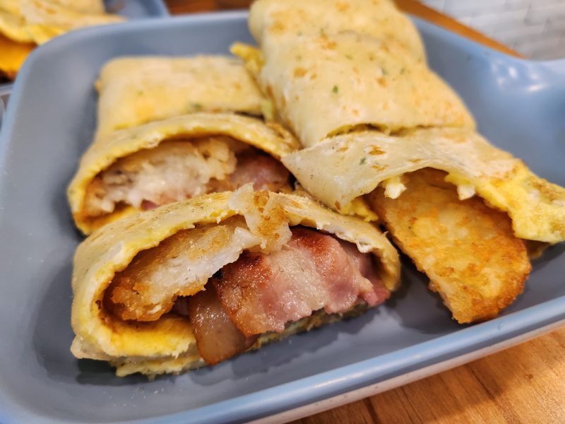true breakfast - bacon omelette