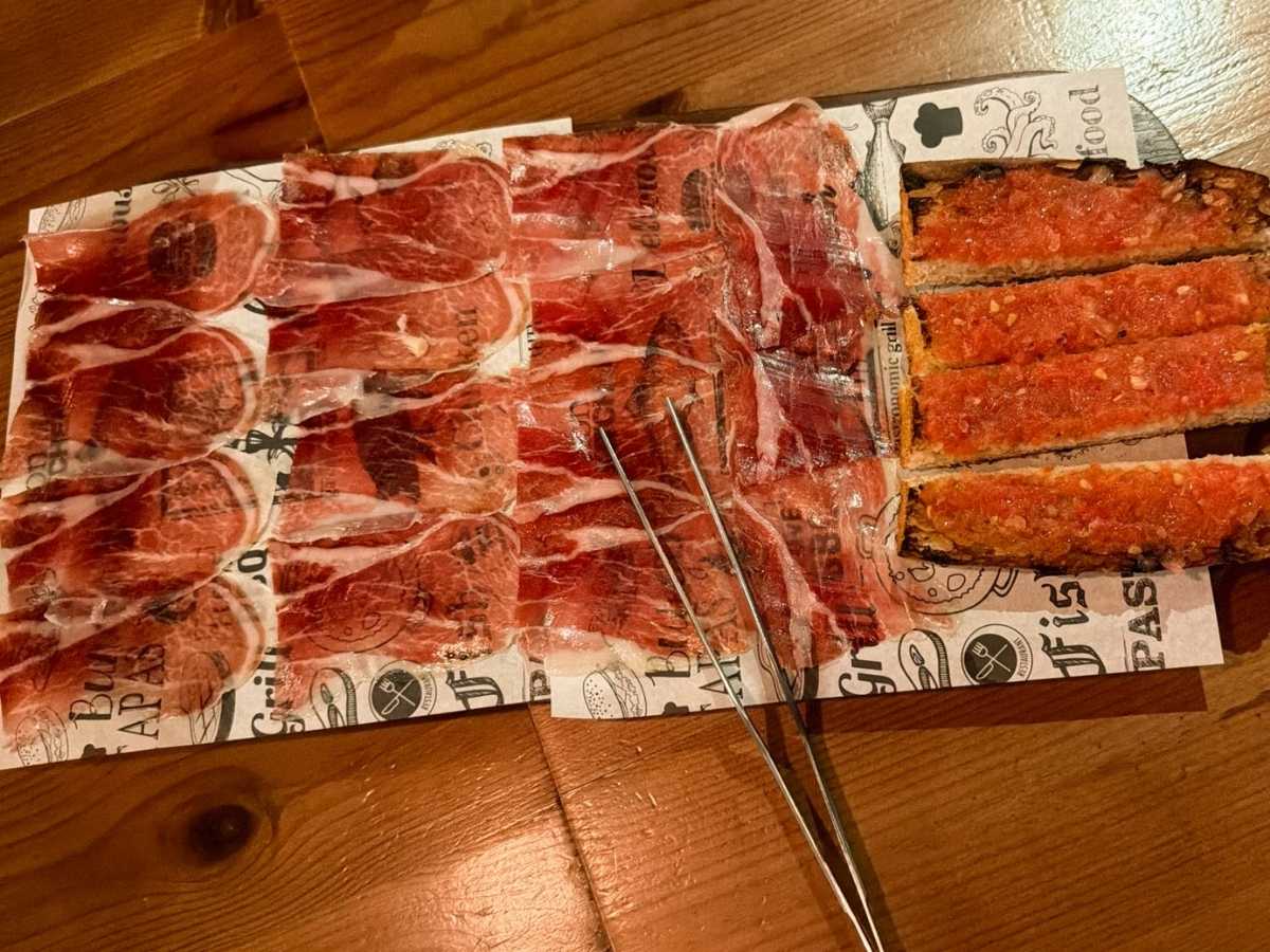 best spanish restaurants - pura brasa reserva iberica jamon