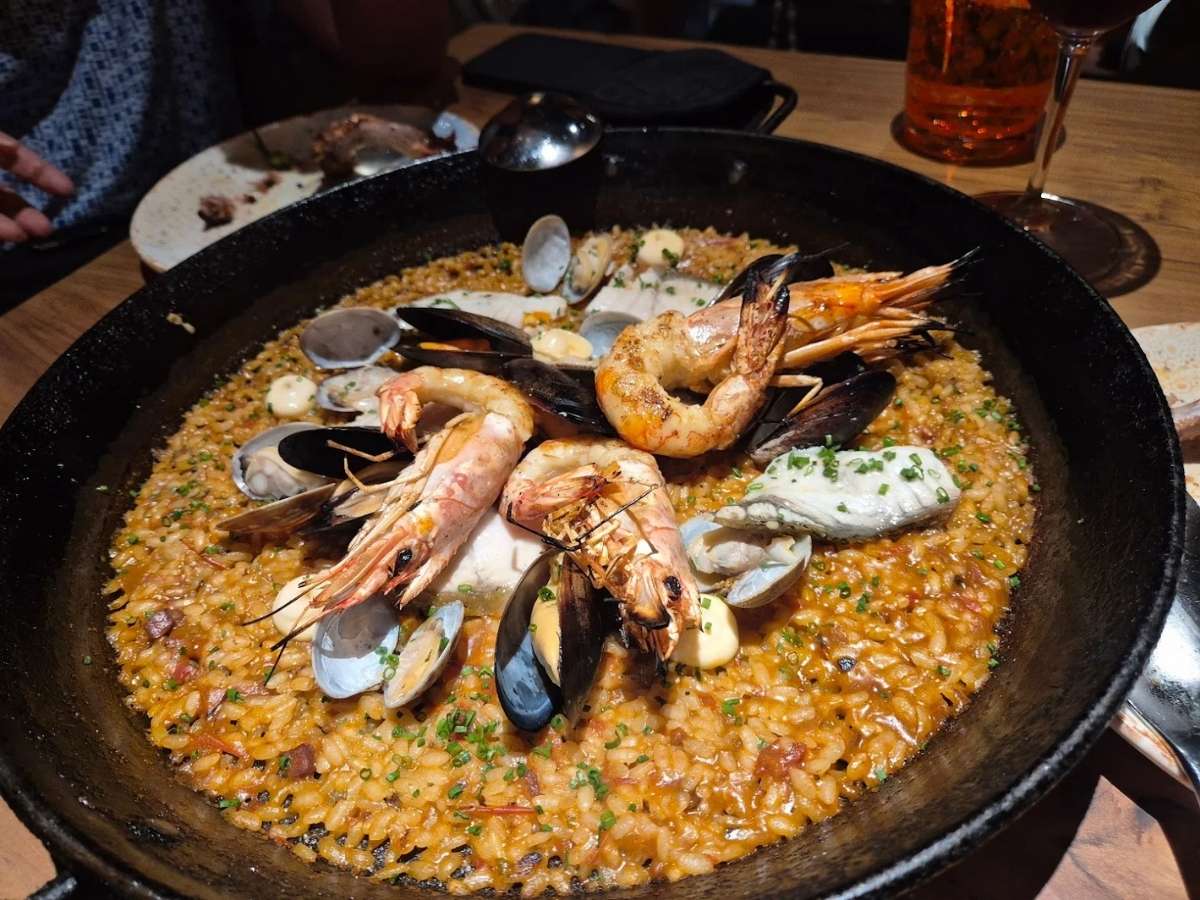 best spanish restaurants - kulto seafood paella