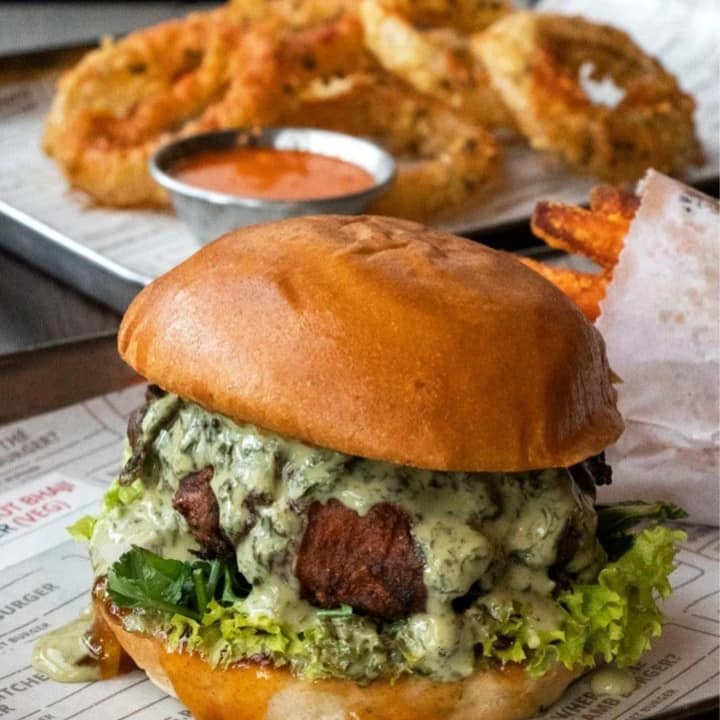 Halal Food Truck - Chicken Burger