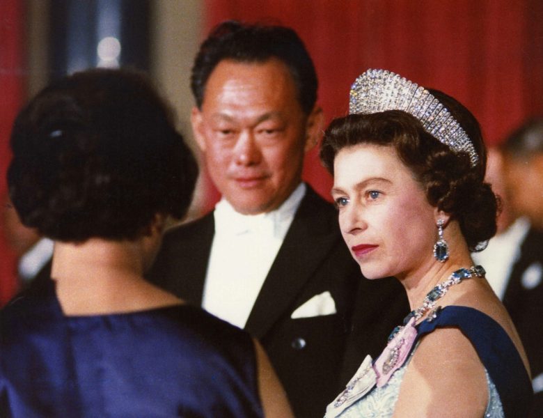 PM Lee Kuan Yew in the UK - with Queen Elizabeth II