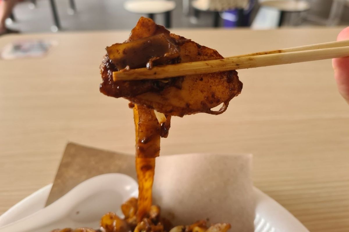 786 Char Kway Teow - Fish Cake