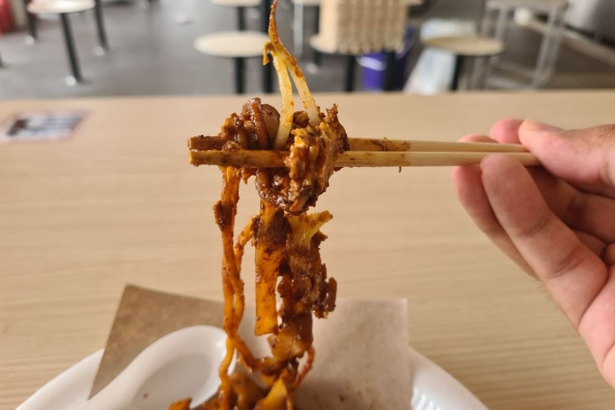 786 Char Kway Teow - Close Up