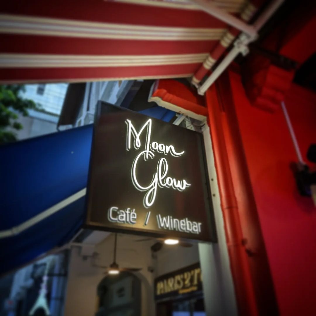 MoonGlow Cafe & Winebar - Exterior Shot