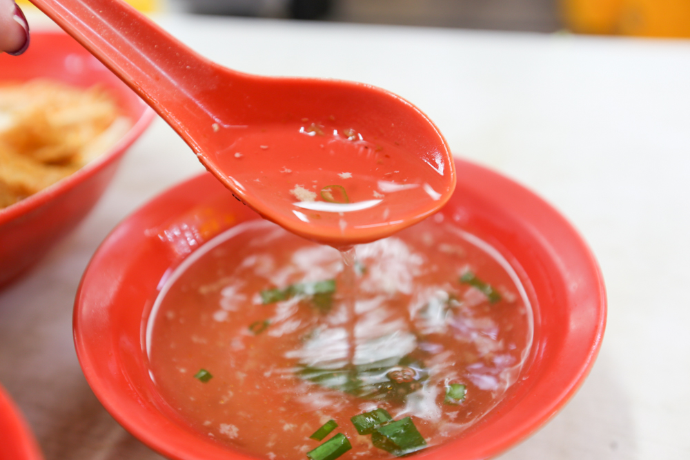 Sheng Ji Fishball Noodle 09 - soup
