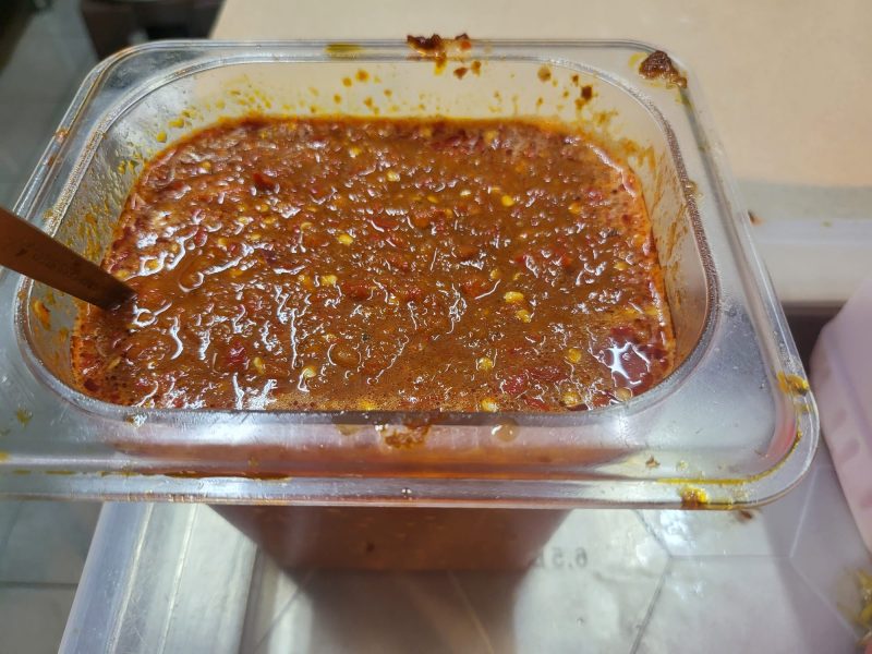 simon - chilli in a container