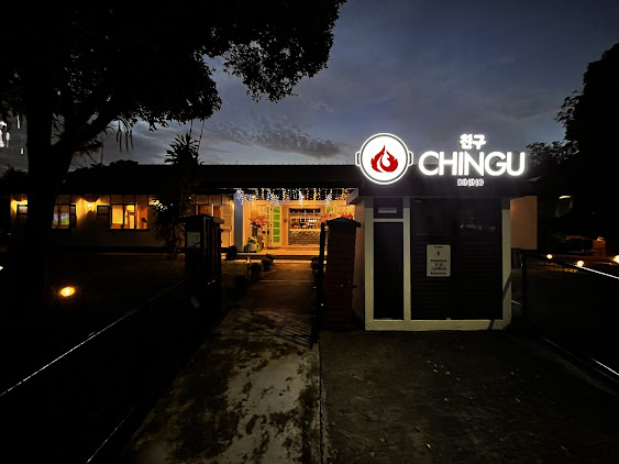 Chingu @ The Oval - Exterior Shot