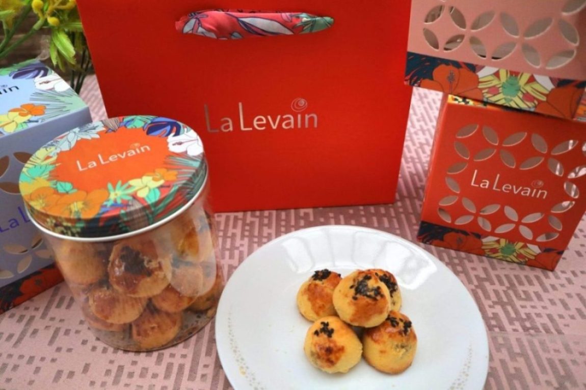 mdmlinglalevain17 mdm ling la levain goodies - osmanthus pineapple