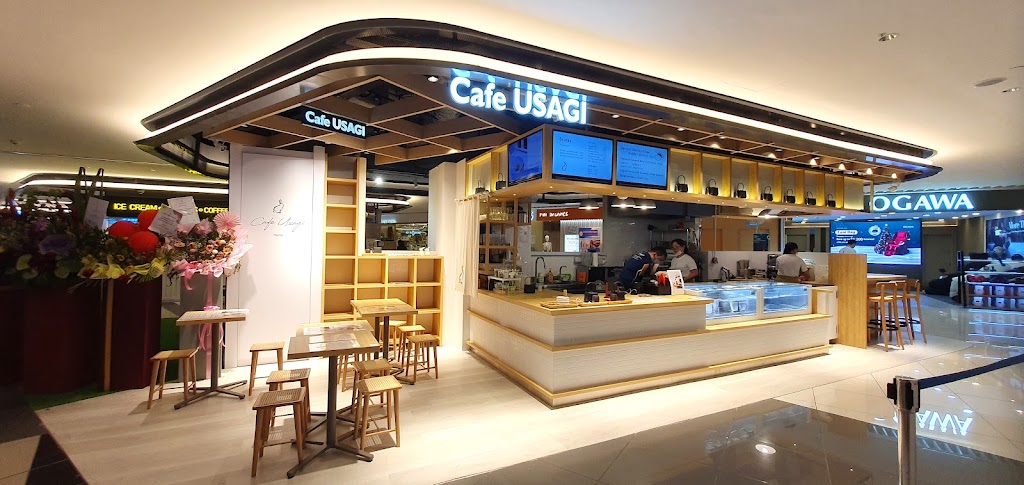 Cafe USAGI Tokyo - Exterior Shot