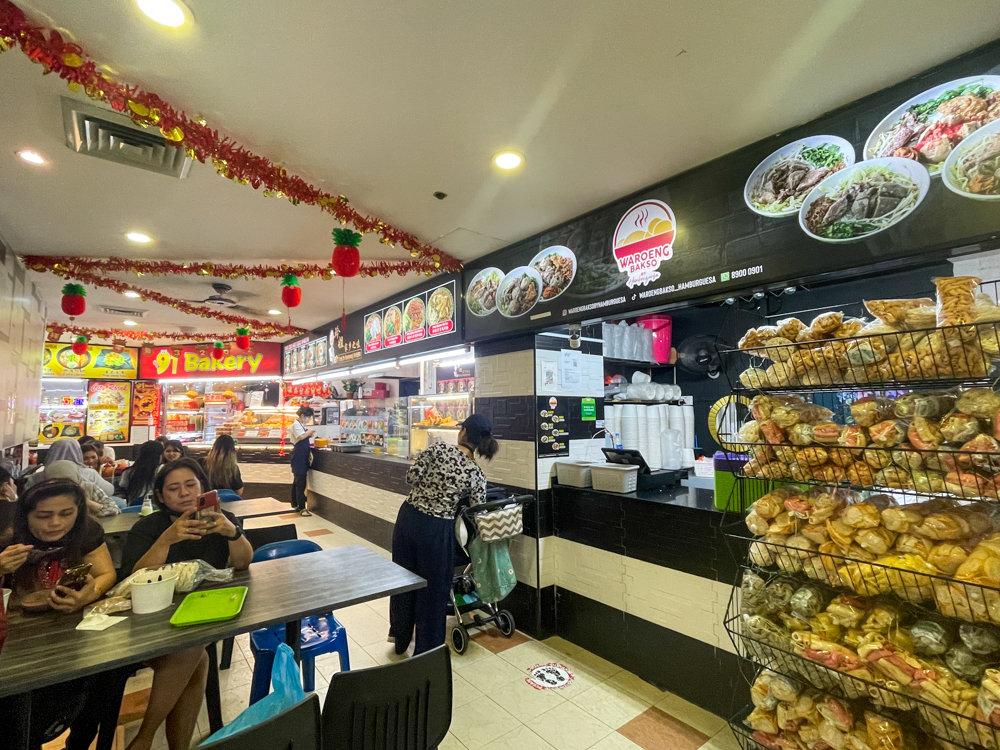 Waroeng Bakso 04 - storefront