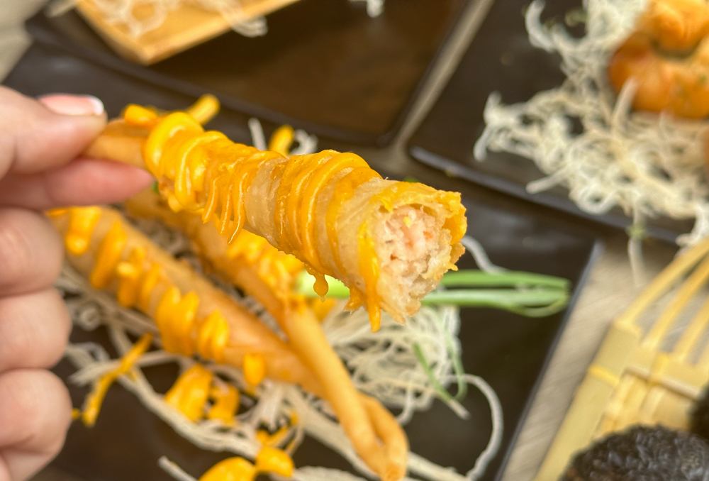 bei ing dimsum club - nacho cheese shrimp cone