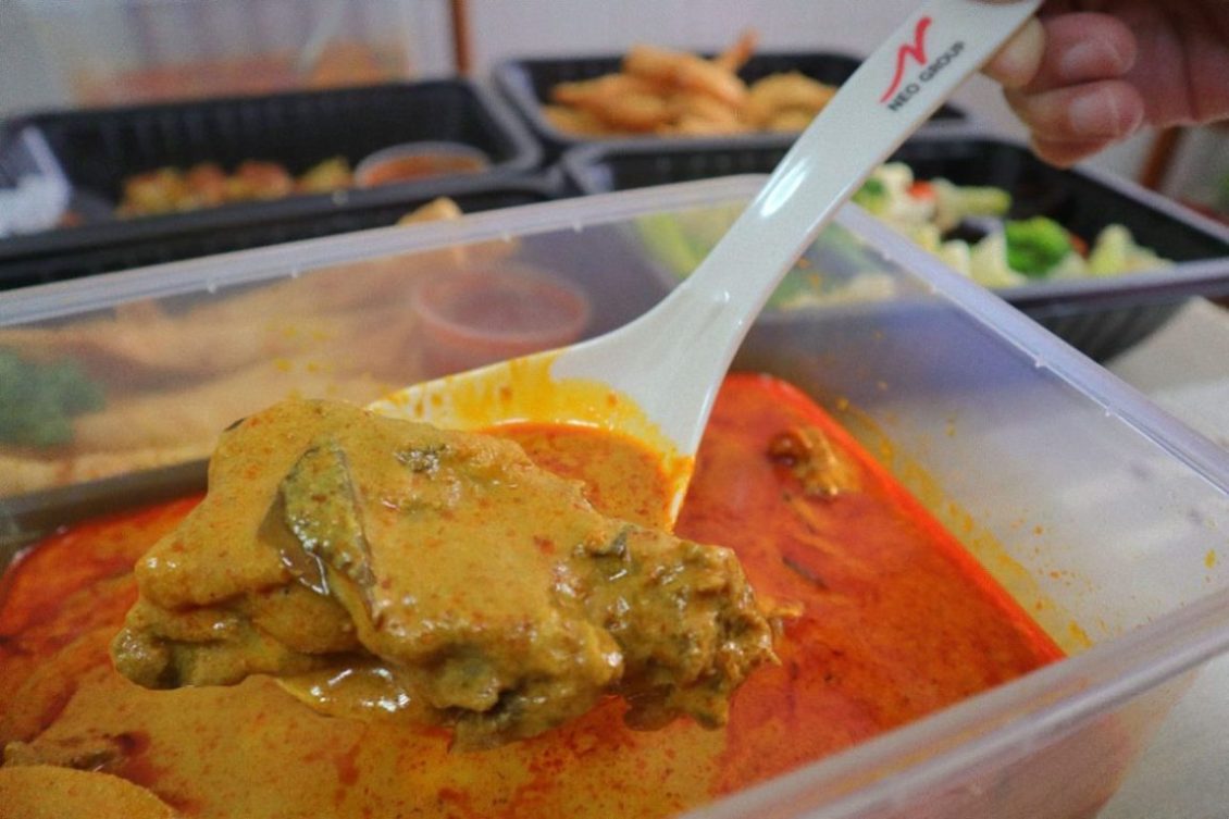 chilli manis - chicken curry