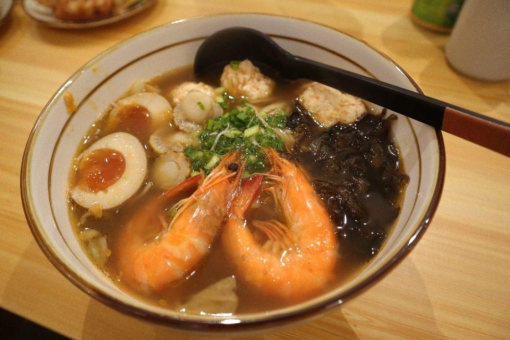 woke ramen - seafood mix prawn ramen