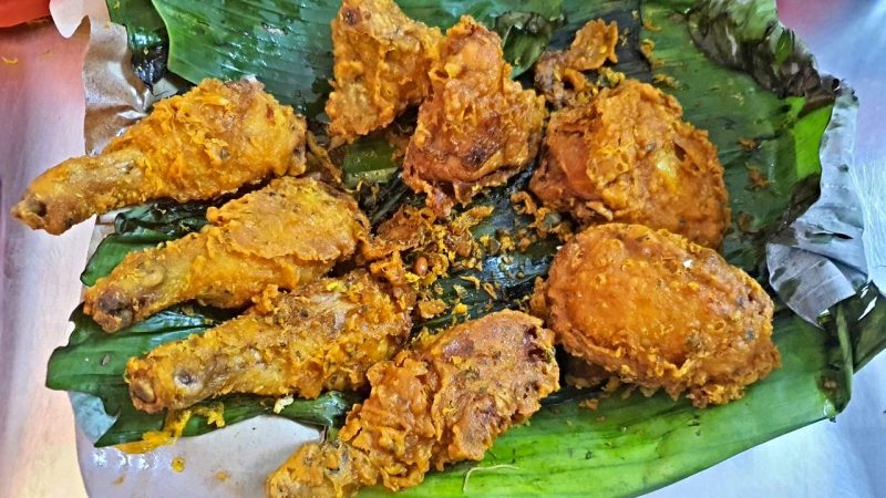 Botak Nasi Lemak - fried chicken