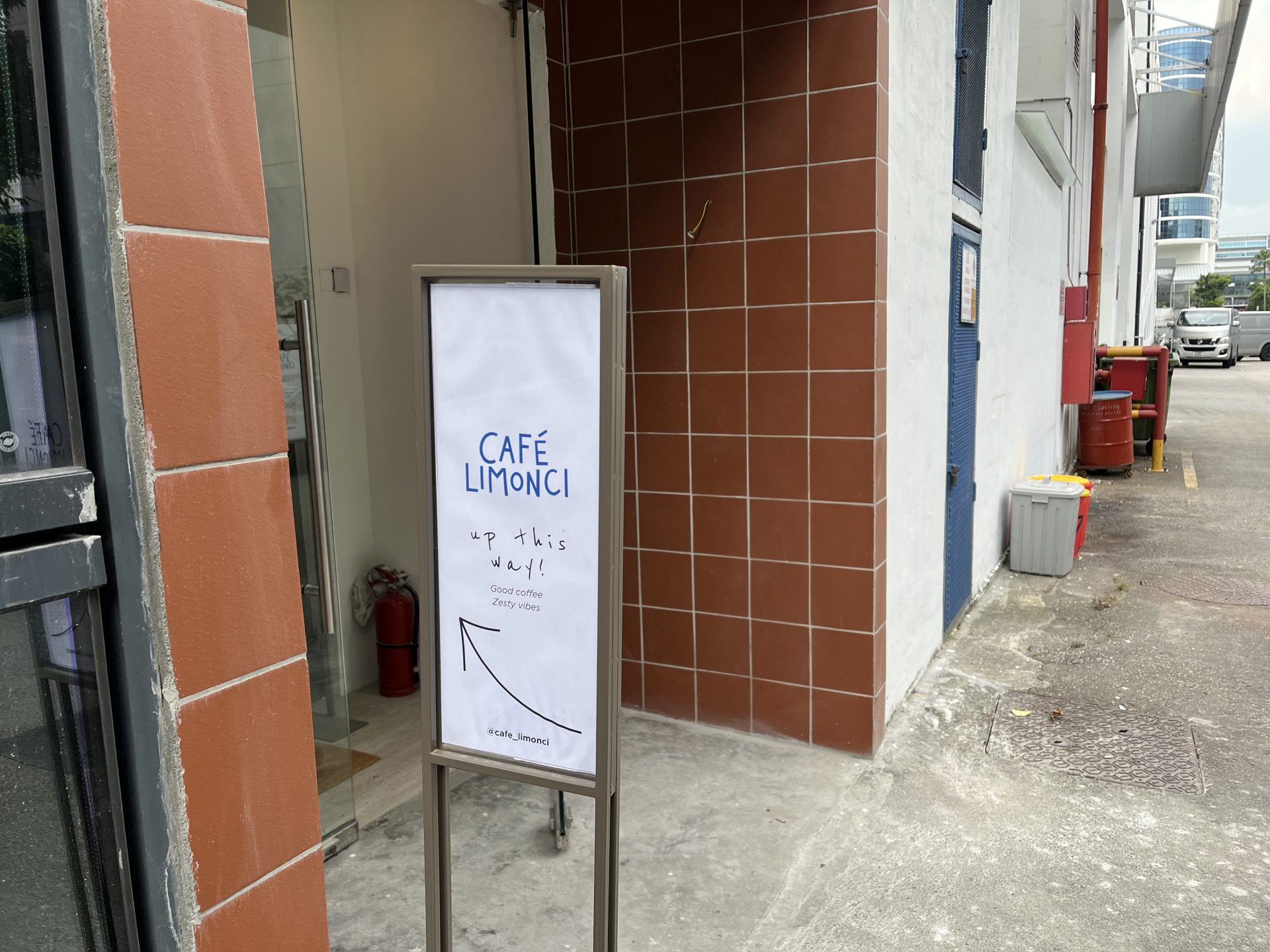Cafe Limonci - Entrance