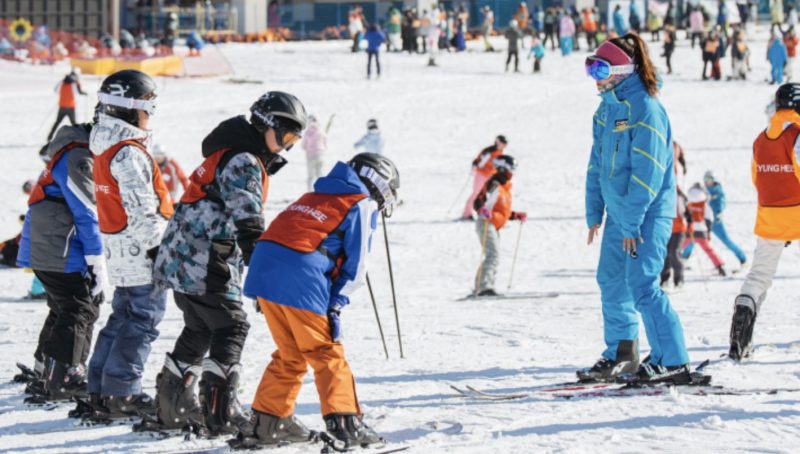 seoul - kids learning to ski