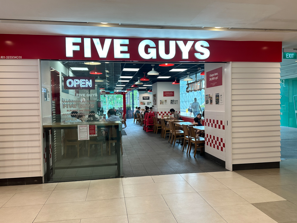 plaza singapura - five guys