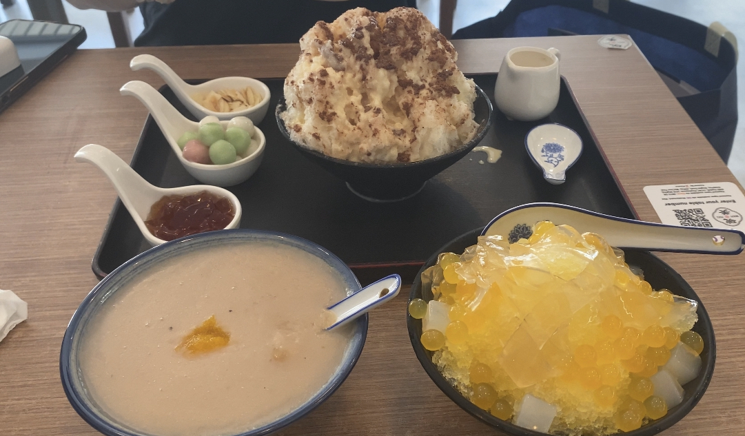 Wan Mei Dessert — Flat Lay