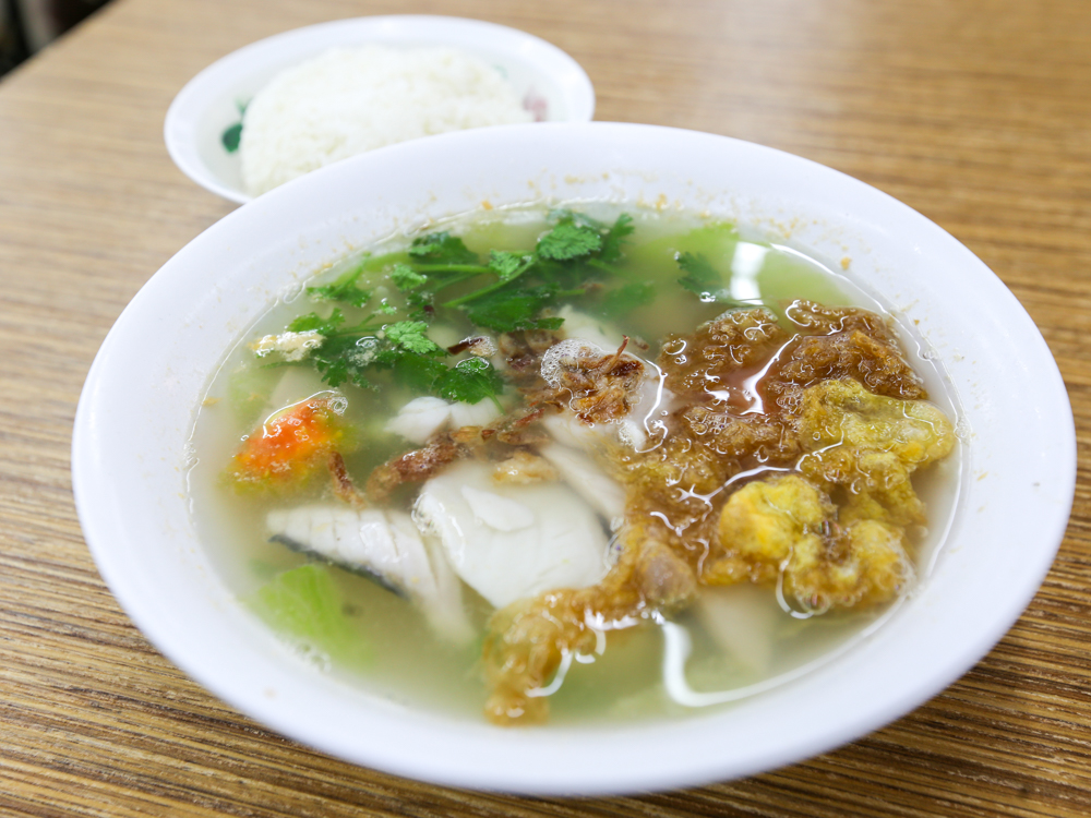 Mei Chin Fish Soup 02 - fish soup