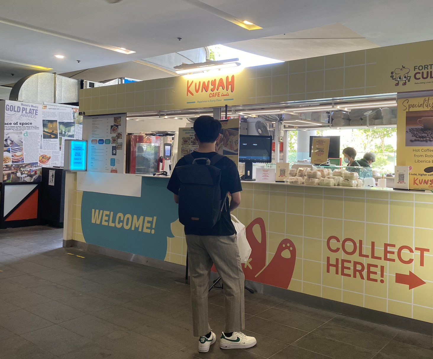 Kunyah Cafe — Storefront