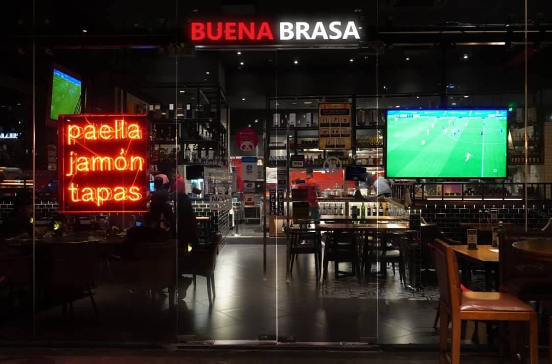 Buena Brasa - Storefront