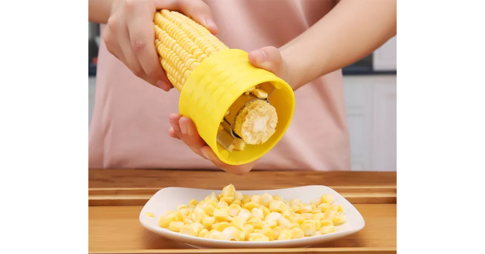 Kitchen gadgets - corn peeler