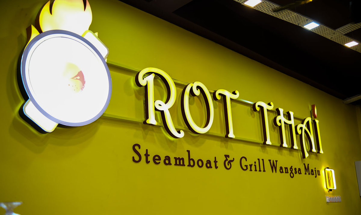 Rot Thai Buffet - Store front