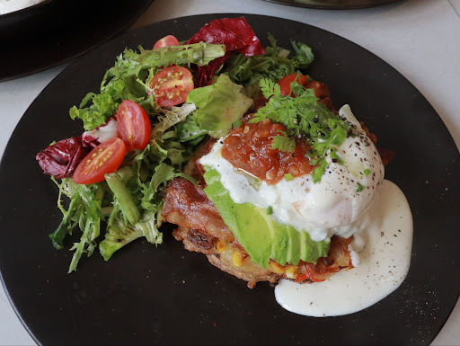 avo - fritters with egg