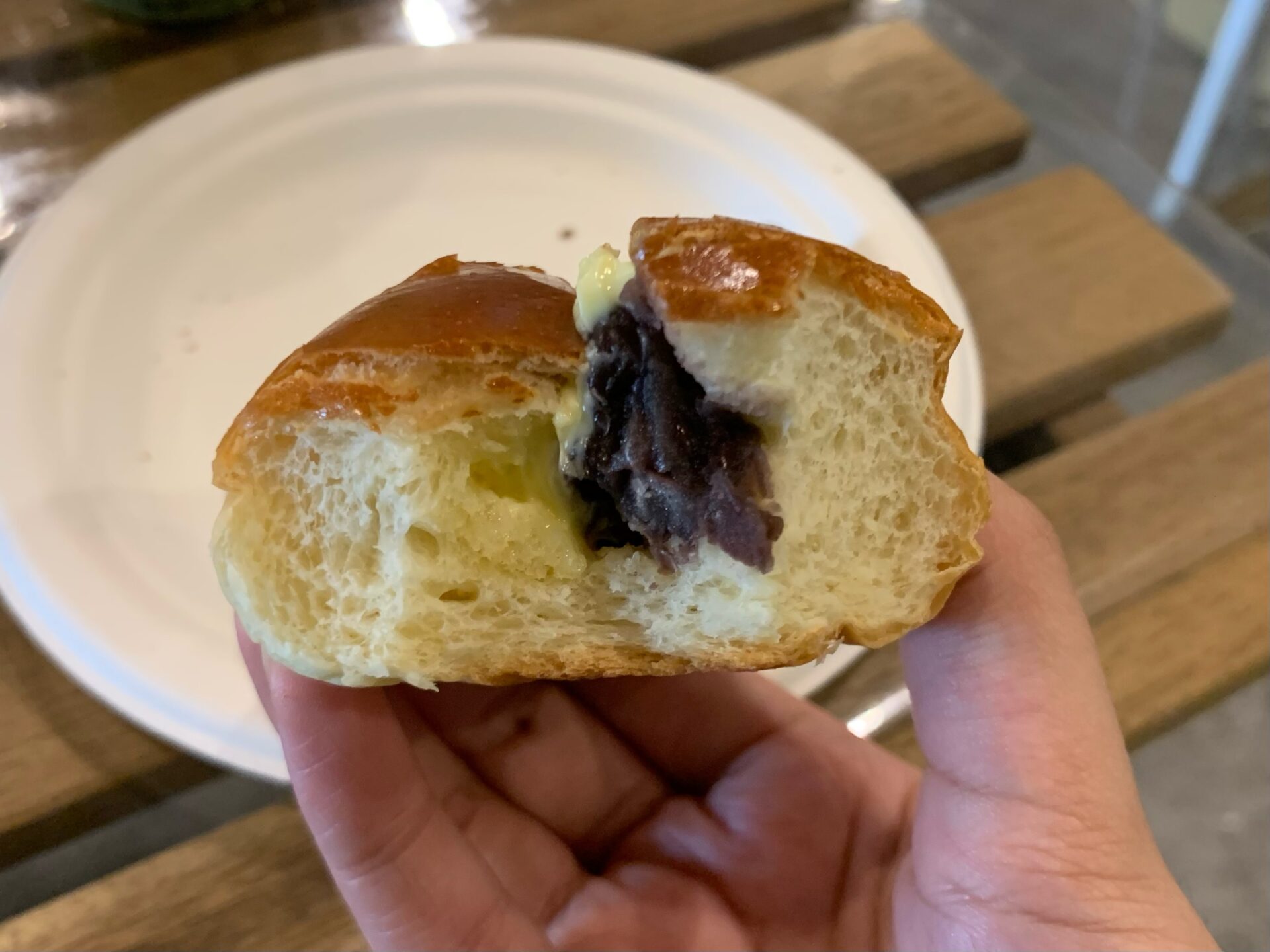 Old Hands Cafeteria - Anko butter bun cross-section