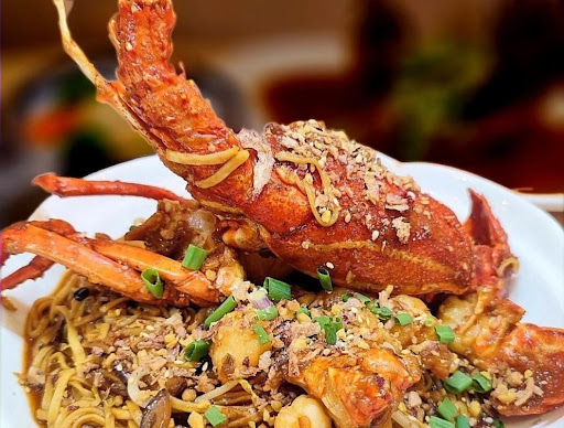chinese restaurants - fortune court lobster ee fu noodles