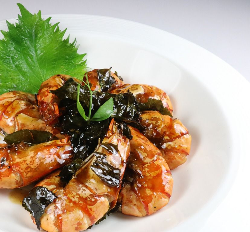 Hua Yi Kitchen — Stir-fried Prawns with Tea