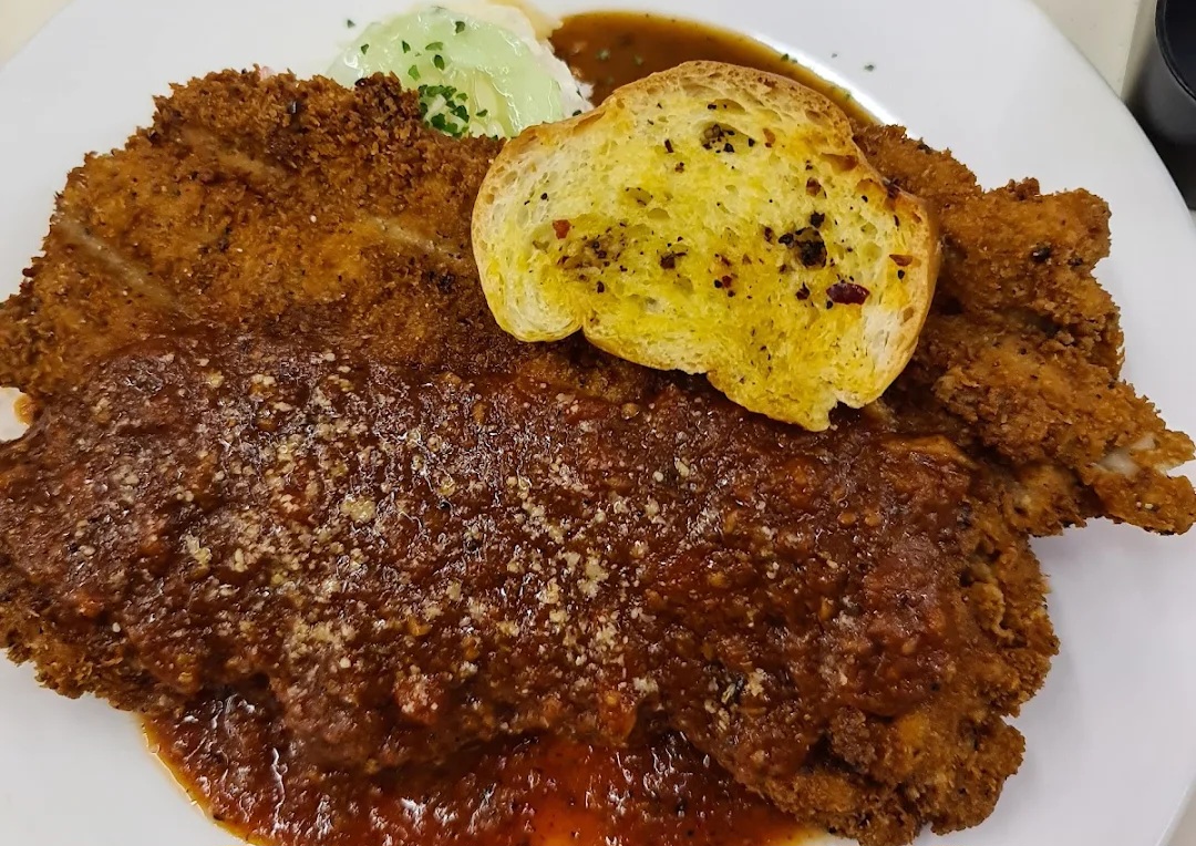 happy chef western food - schnitzel