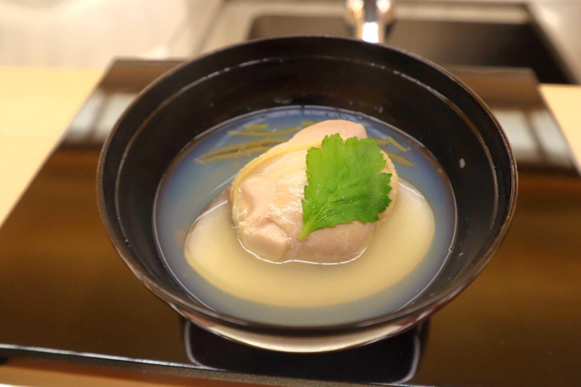 sushi kawasemi - clam