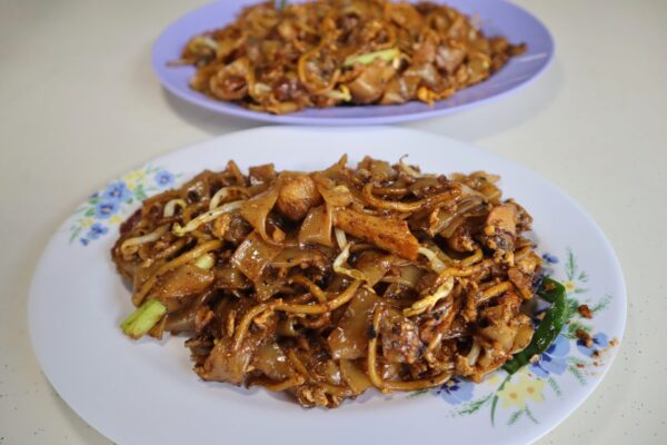 Armenian Street Char Kway Teow: Pork lard-laden plates of char kway ...