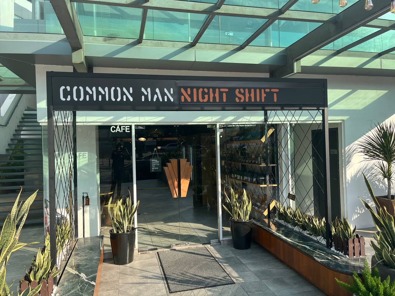 Common Man Night Shift - Entrance