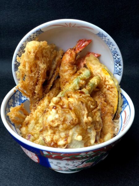 clarke quay central - tendon kohaku