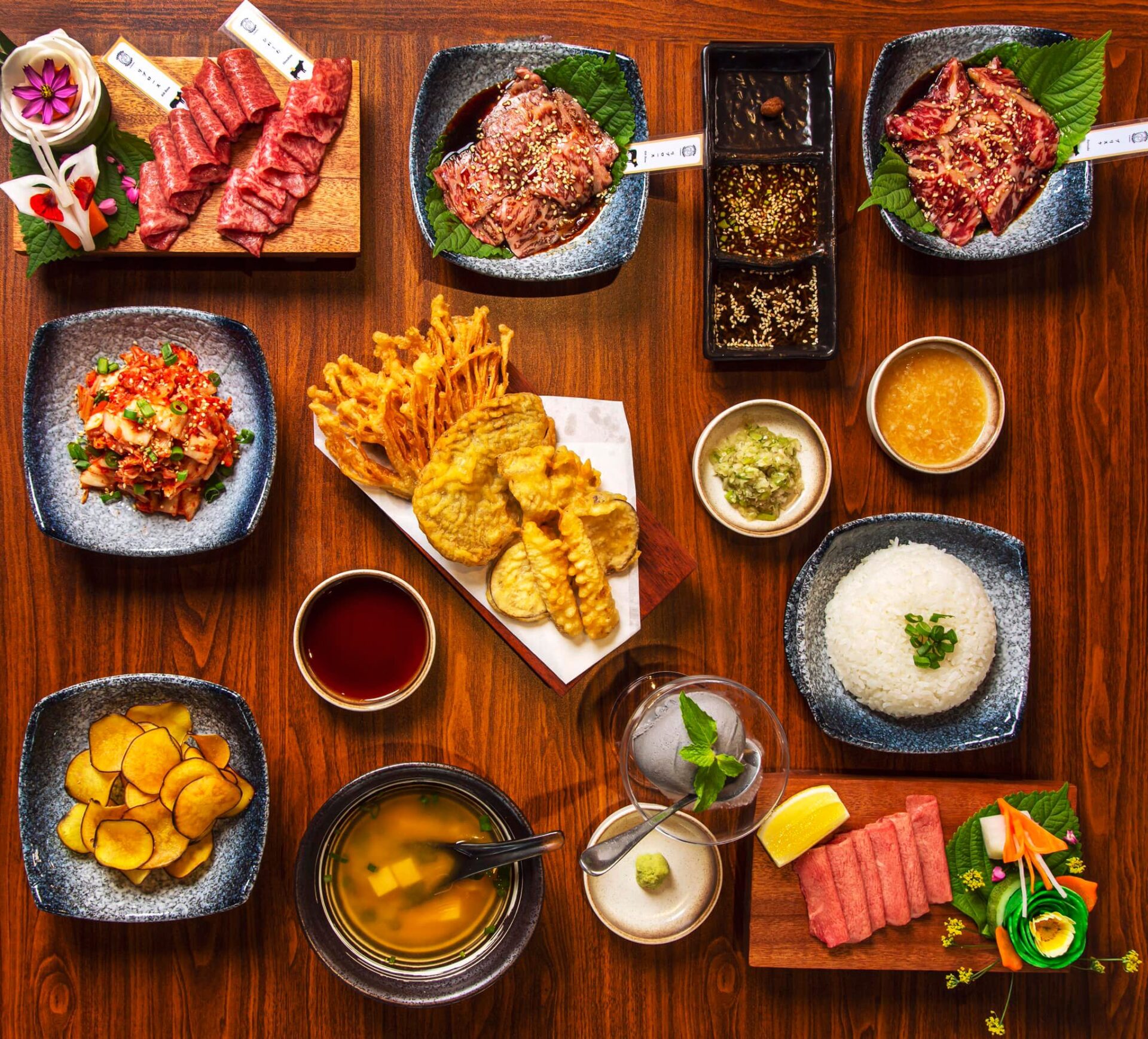 Chakuro - Table full of meats