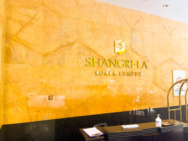 Shangri-La KL _ Entrance